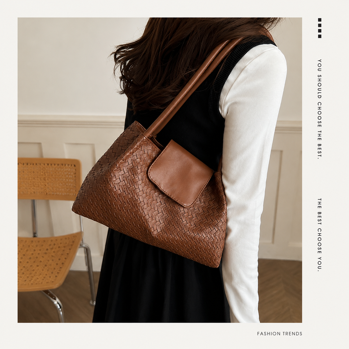 Brown Woven Shoulder Tote Bag – 11.4 × 7.3 in